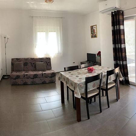 Green Hill Family Apartments Vodice Extérieur photo