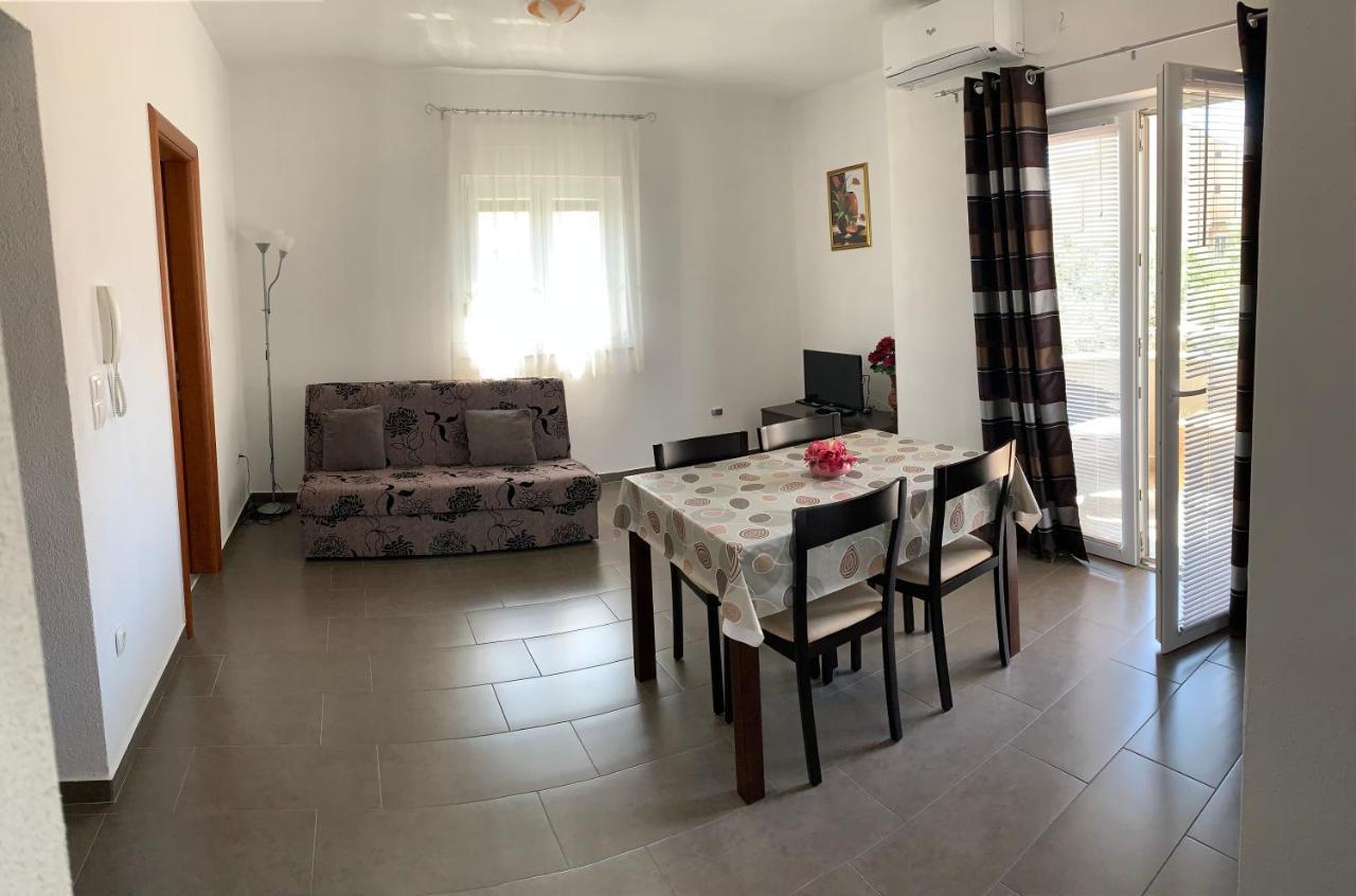 Green Hill Family Apartments Vodice Extérieur photo